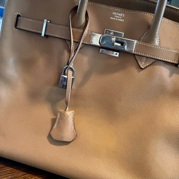 Authentic Hermès Birkin 35—Ask for more pics! - Picture 9 of 10